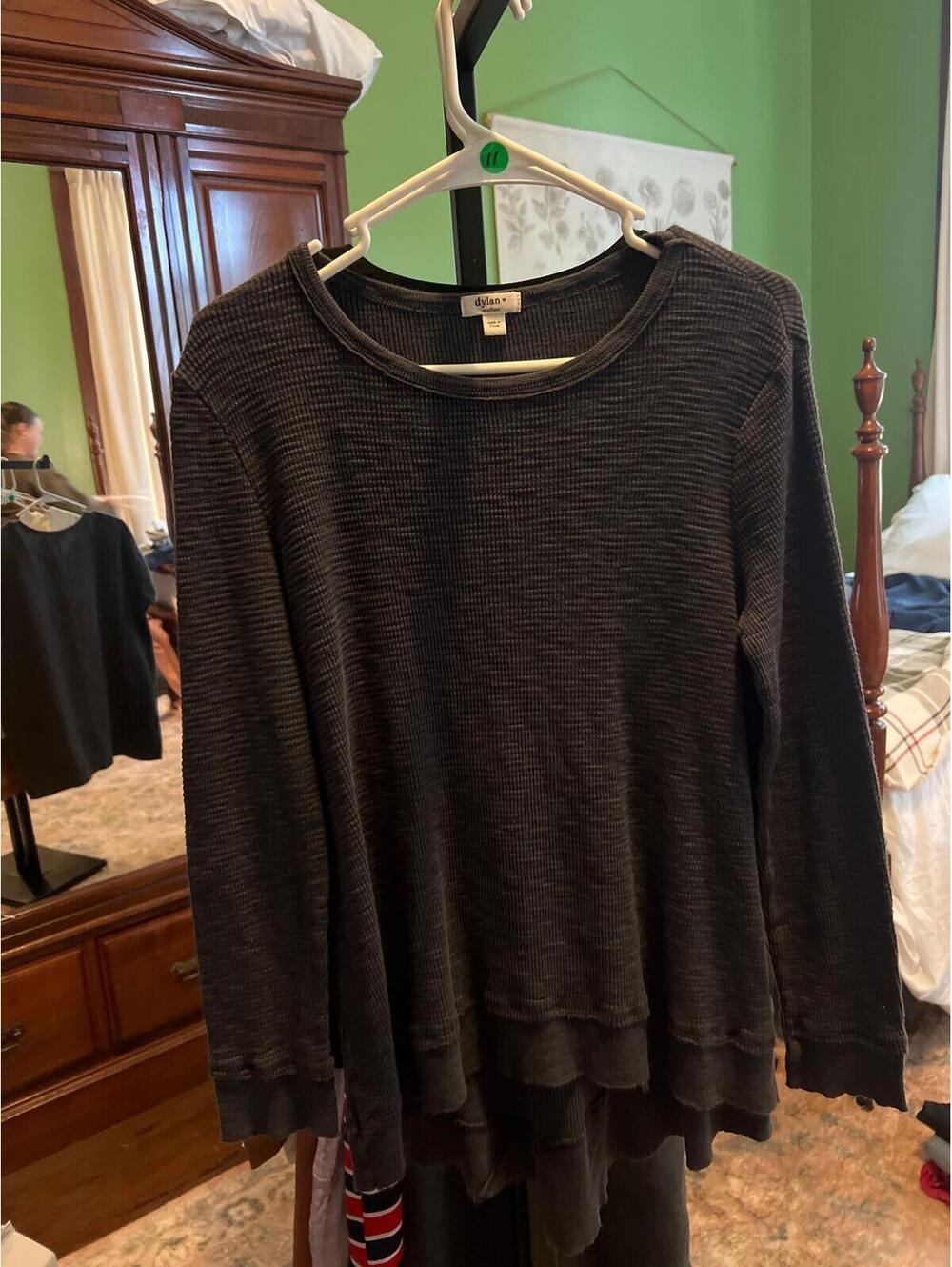 139. DYLAN Womens Top